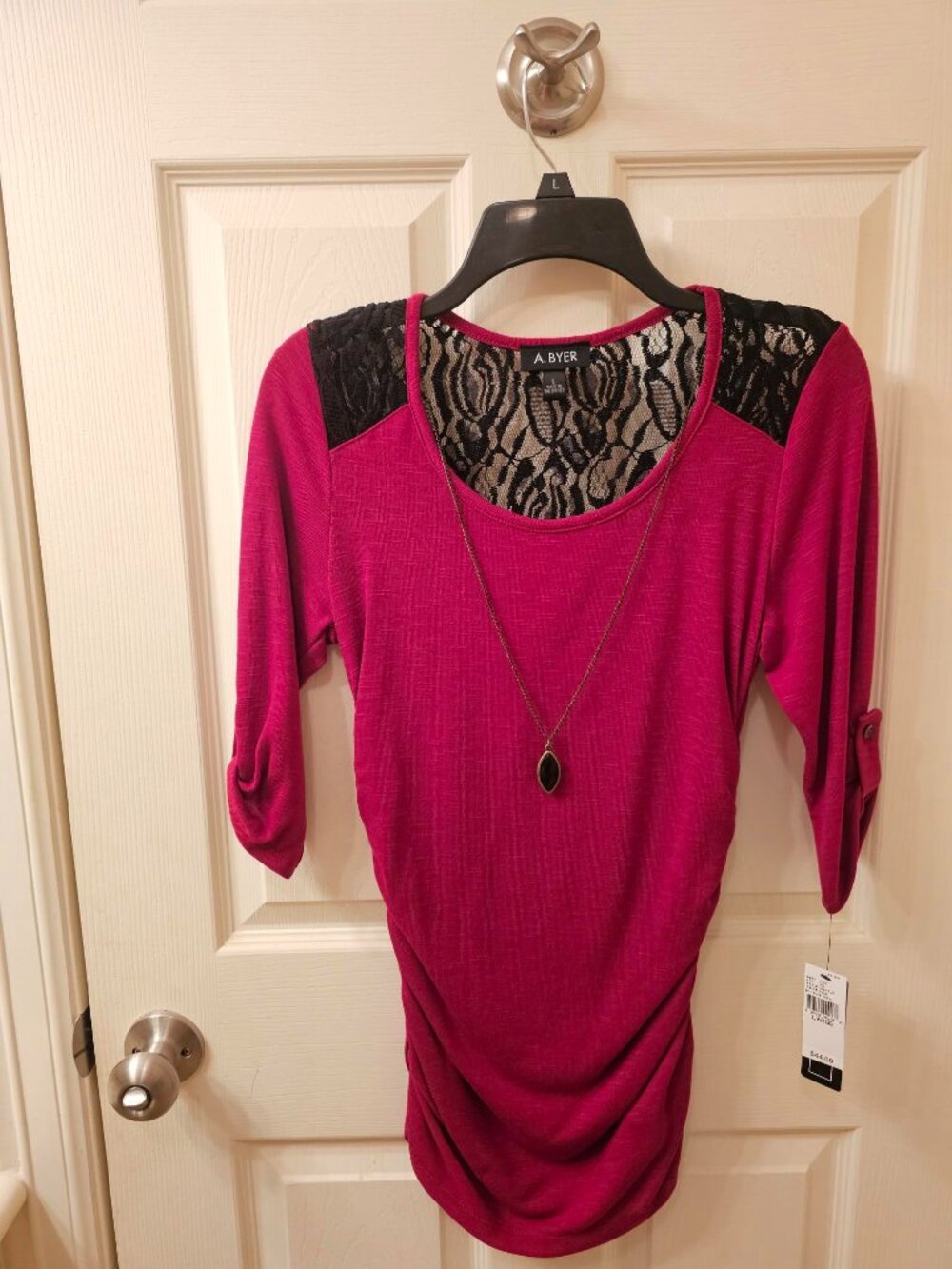 NWT A. Byer Large Wine 3/4 Sleeve Blouse w / Lace Detail